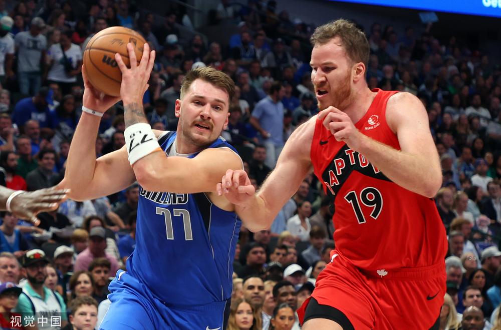 尽管他是球 尽管他是球