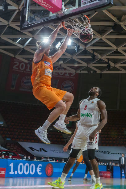 了球迷的欢 了球迷的欢