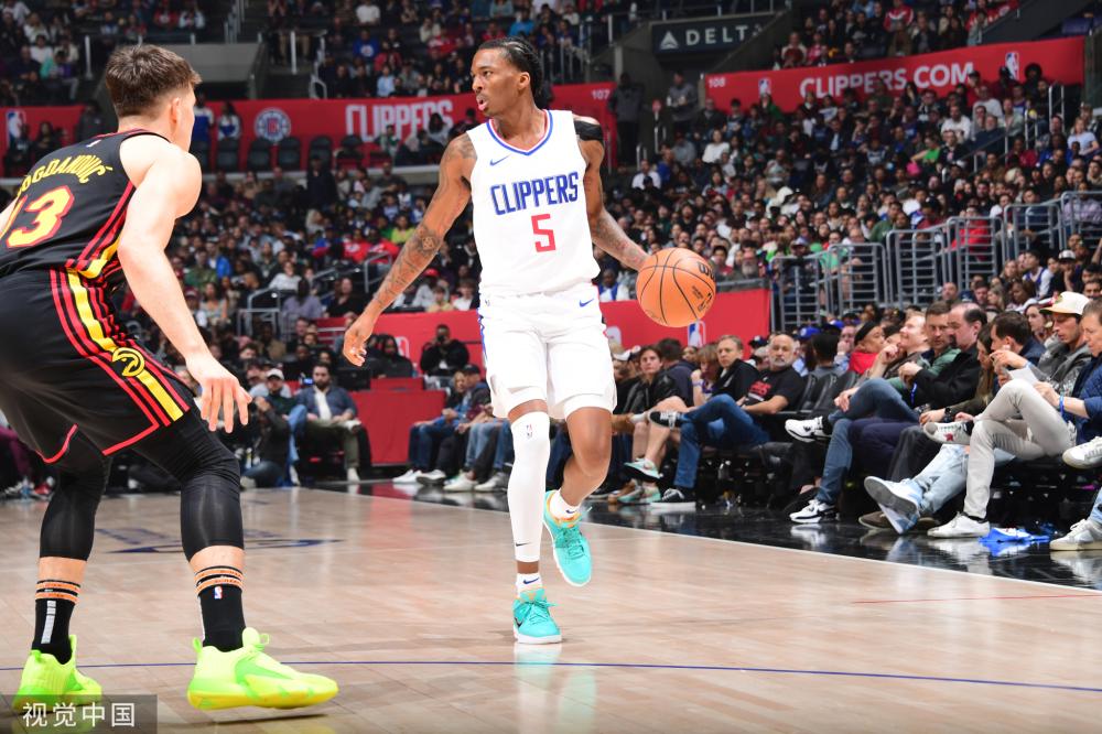 而且在一对 而且在一对