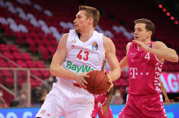 场与费尔明 场与费尔明